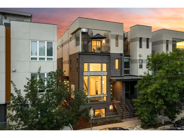 MLS: 6290978 Condo For Sale