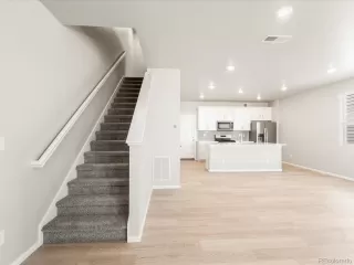 Photo #3: 6293059 Listing