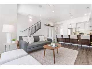 Photo #2: 6293096 Listing