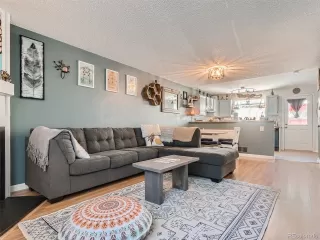 Photo #4: 6293777 Listing