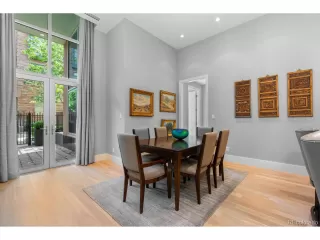 Photo #5: 6295924 Listing