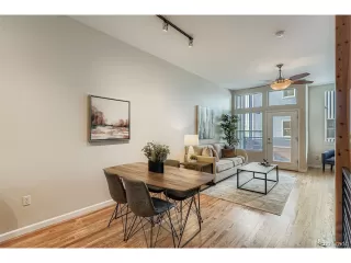 Photo #6: 6300939 Listing