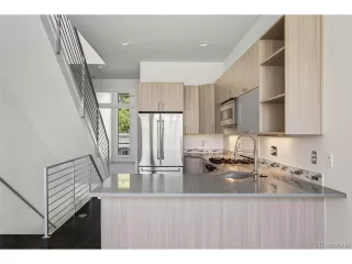 Photo #3: 6302102 Listing