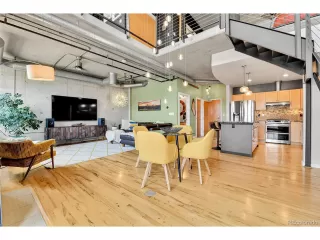 Photo #5: 6302546 Listing 