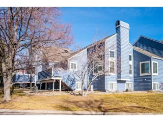 More Details about MLS # 6305049 : 5038 S NELSON ST C LITTLETON CO 80127