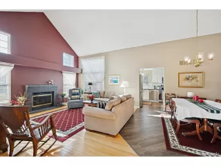 Photo #2: 6305049 Listing 