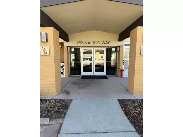 MLS: 6305494 Condo For Sale