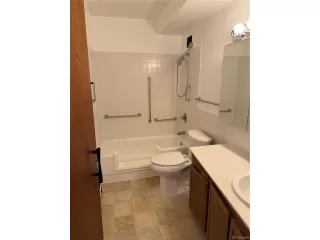 Photo #2: 6305494 Listing 