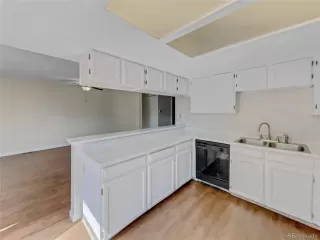 Photo #3: 6306018 Listing