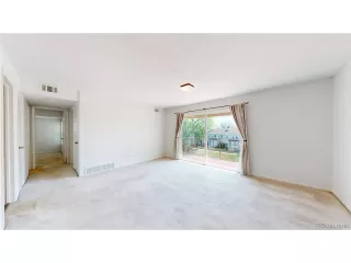 Photo #4: 6309677 Listing 