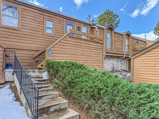 MLS: 6309944 Condo For Sale