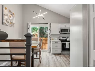 Photo #5: 6320282 Listing