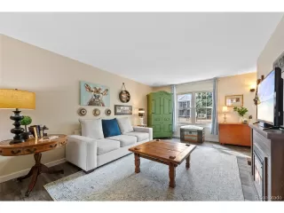 Photo #3: 6320836 Listing