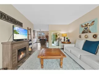 Photo #6: 6320836 Listing