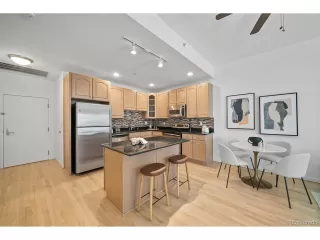 Photo #2: 6321647 Listing 