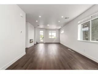 Photo #4: 6325835 Listing