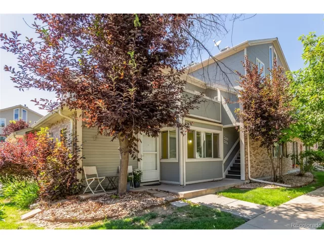 MLS: 6330940 Condo For Sale