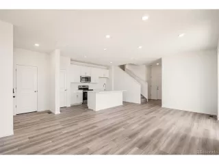 Photo #2: 6331446 Listing