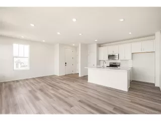 Photo #3: 6331446 Listing