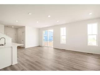 Photo #4: 6331446 Listing