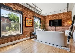 Photo #3: 6332947 Listing 