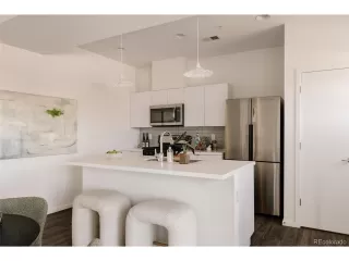 Photo #5: 6337841 Listing