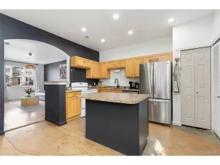 Photo #5: 6340064 Listing