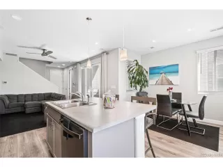 Photo #2: 6341859 Listing 