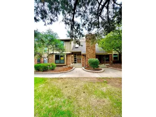 Photo #2: 6342290 Listing 