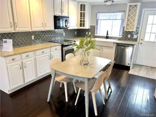 Photo #6: 6342857 Listing