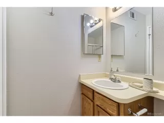 Photo #5: 6343868 Listing