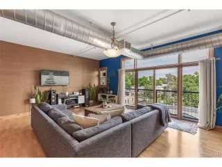 Browse active condo listings in ARGYLL FLATS