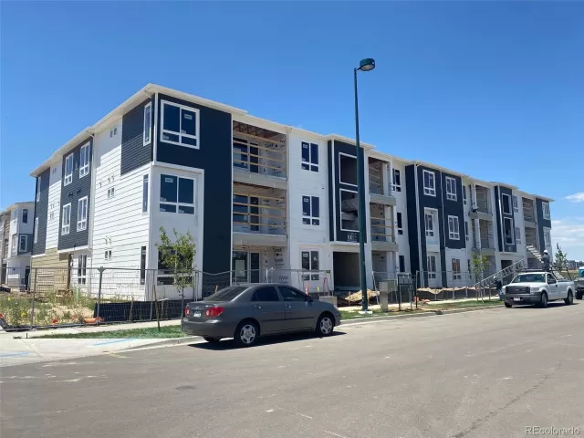 MLS: 6352399 Condo For Sale