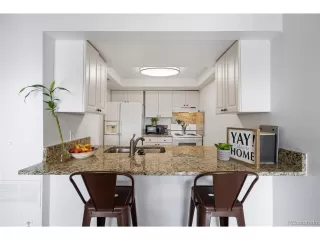 Photo #3: 6352686 Listing