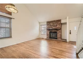 Photo #3: 6353399 Listing