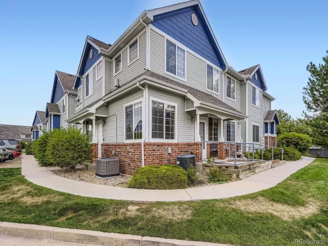 MLS: 6367613 Condo For Sale