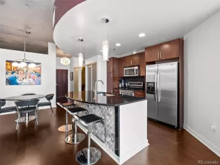 Photo #6: 6369174 Listing 