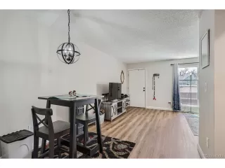 Photo #3: 6369460 Listing