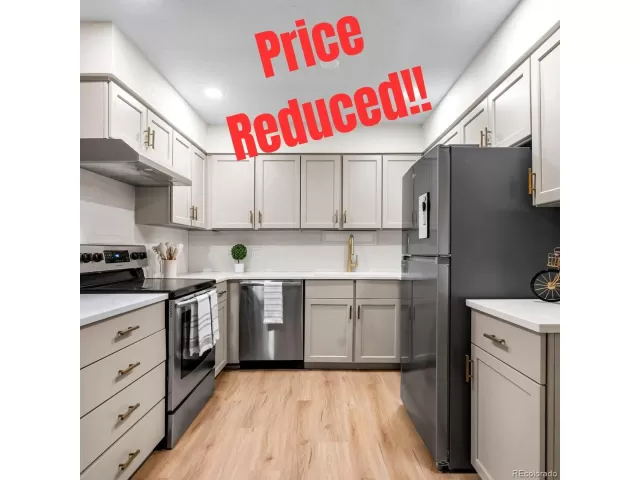 MLS: 6371062 Condo For Sale