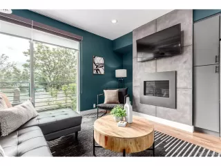 Photo #3: 6376297 Listing