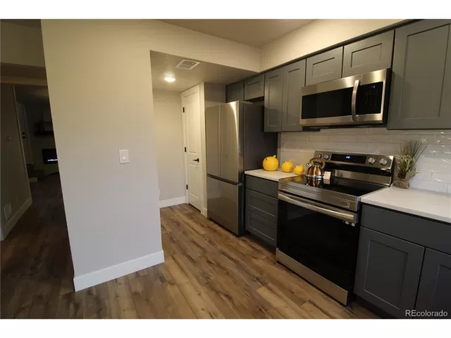 MLS: 6377382 Condo For Sale