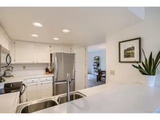 Photo #2: 6381270 Listing