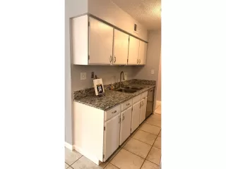 Photo #2: 6382994 Listing 