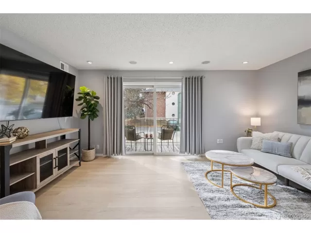 MLS: 6383530 Condo For Sale