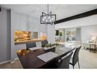 Photo #6: 6383530 Listing