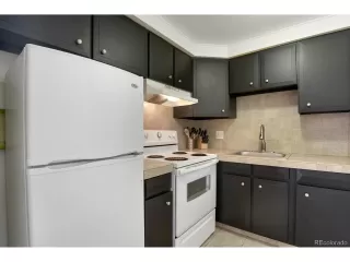 Photo #6: 6384392 Listing