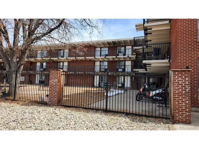 MLS: 6385498 Condo For Sale