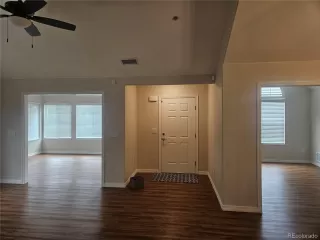 Photo #6: 6390147 Listing