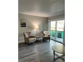 Photo #6: 6391555 Listing 