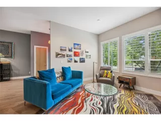 Photo #3: 6392413 Listing